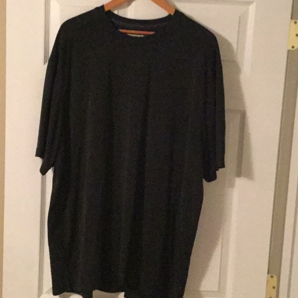 Tommy Bahama Other - Soft and stylish Tommy Bahama crew neck shirt